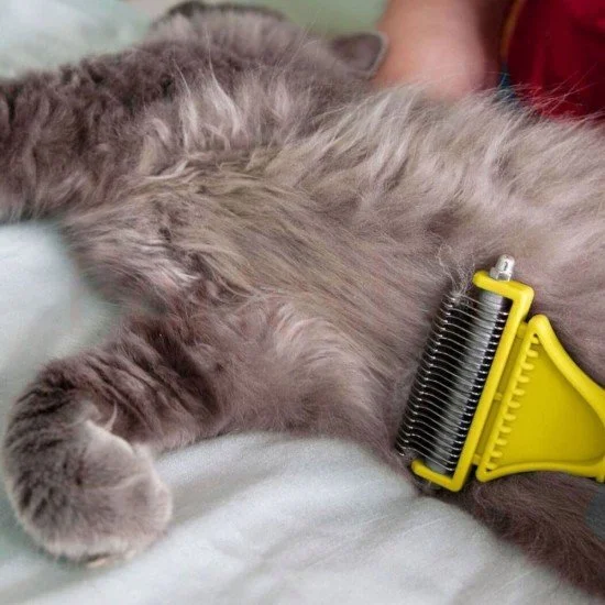 Двустранен гребен за отстраняване на мъртвата козина