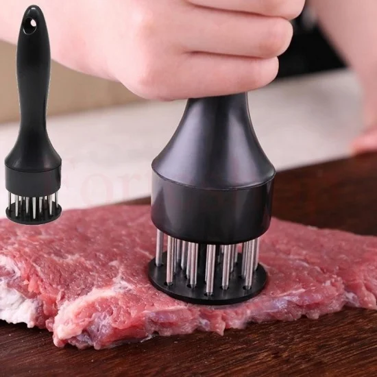 Уред за шпиковане, окрехкотяване на месо