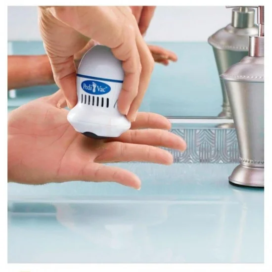 УРЕД ЗА ПРЕМАХВАНЕ НА ЗАГРУБЯЛАТА КОЖА С ВГРАДЕН ВАКУУМ