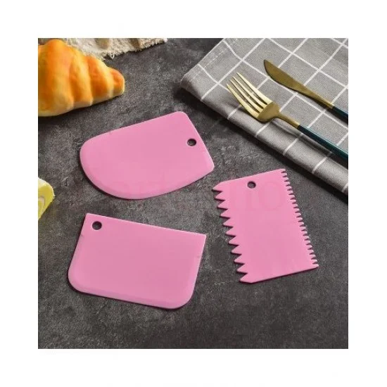 РЕЗАЧКИ ЗА ТЕСТО И ДЕКОРАЦИЯ