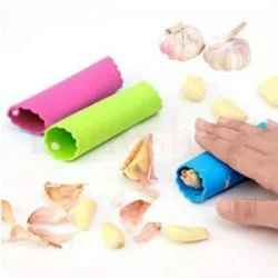 Силиконова туба за почистване на чесън