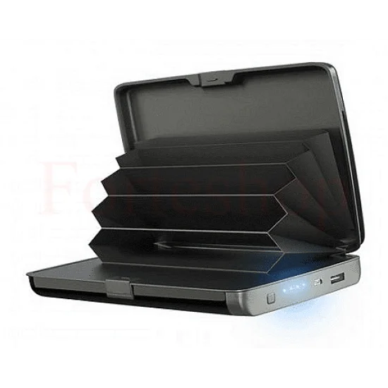 Портмоне и външа батерия за телефон