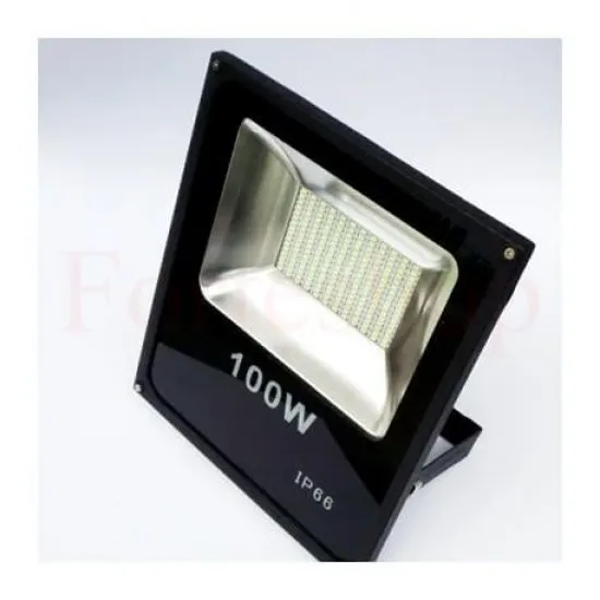ВЪНШНА LED ПРОЖЕКТОР ЛАМПА 100W 120 ГРАДУСА