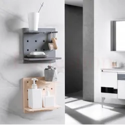 Пластмасова етажерка за стена